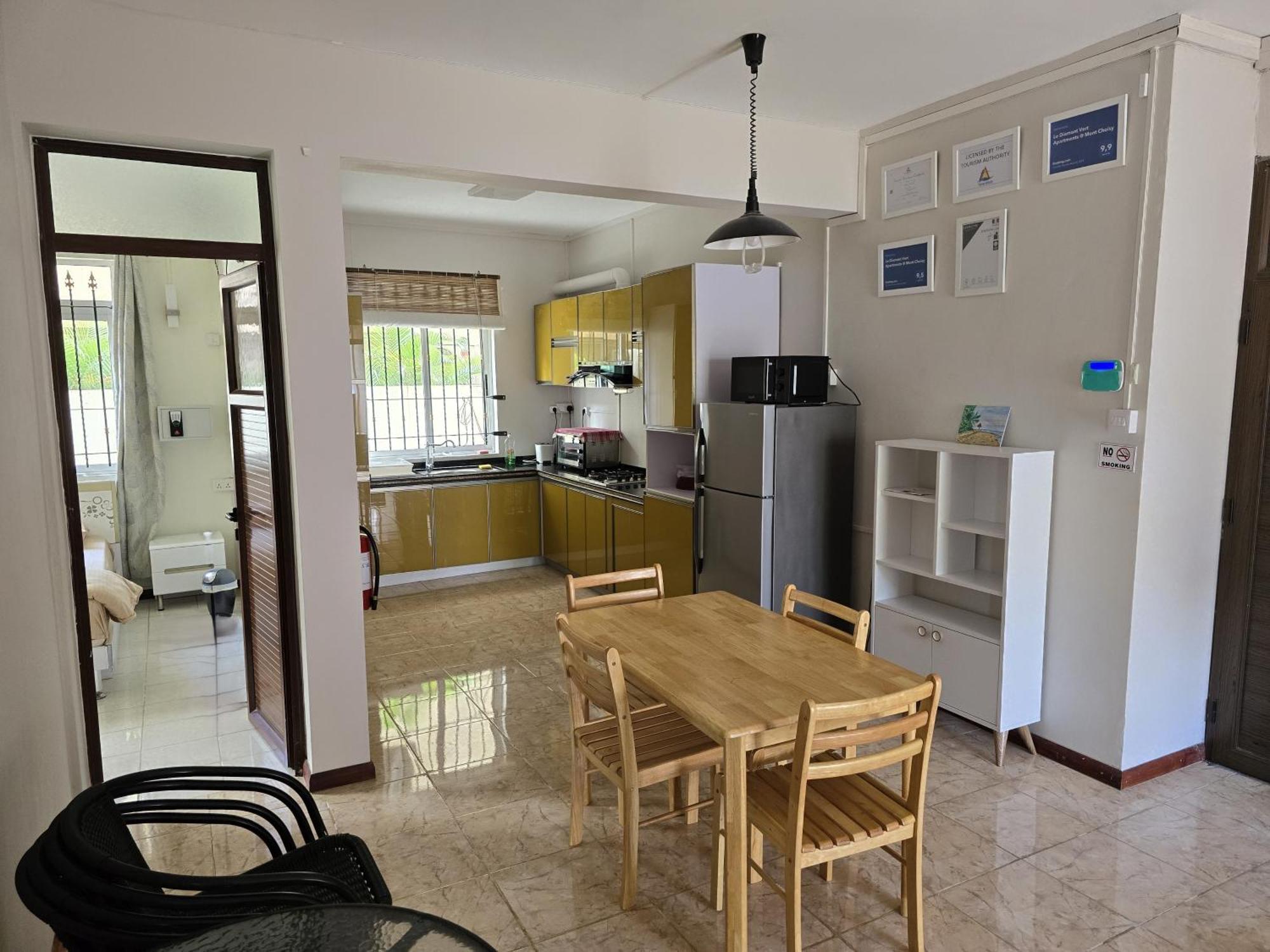 Le Diamant Vert Apartments @ Mont Choisy Bagian luar foto
