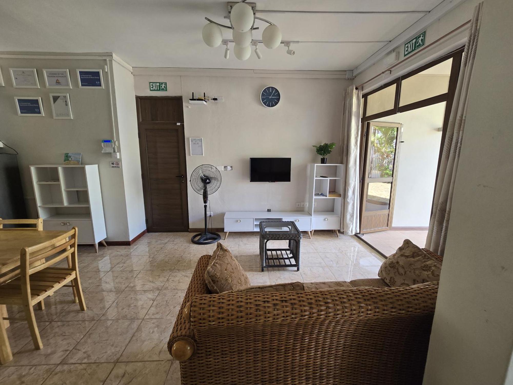 Le Diamant Vert Apartments @ Mont Choisy Bagian luar foto