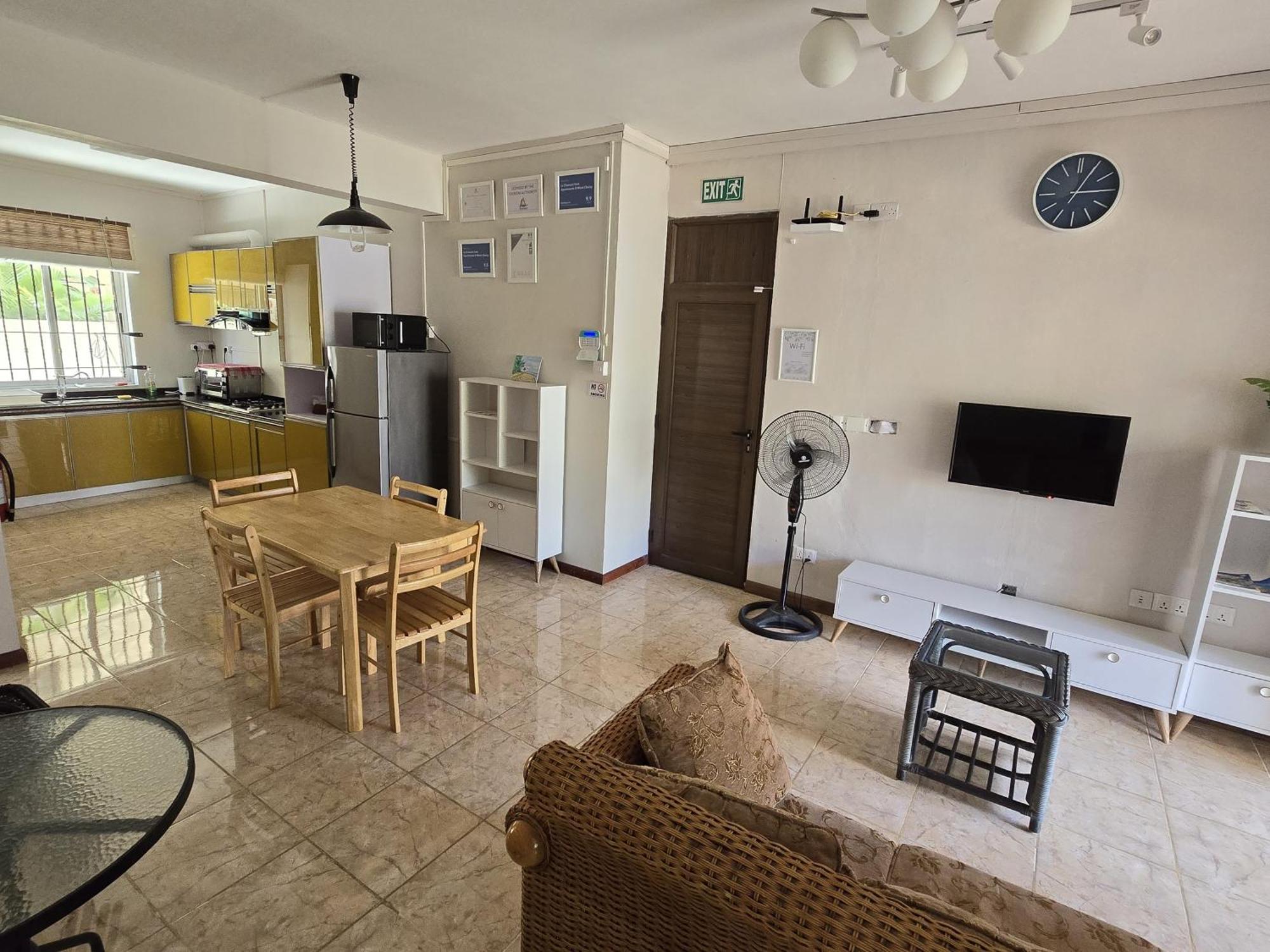 Le Diamant Vert Apartments @ Mont Choisy Bagian luar foto